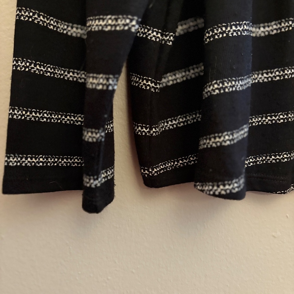 Reitmans Black & White Striped Knit Top Button Back – Plus Size 3X EUC - Picture 13 of 13